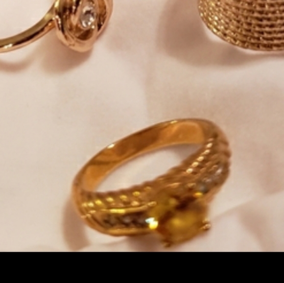 Beautiful gold topaz ring from QVC. Brand new. Size 7 to 7 1/2 - Picture 2 of 3